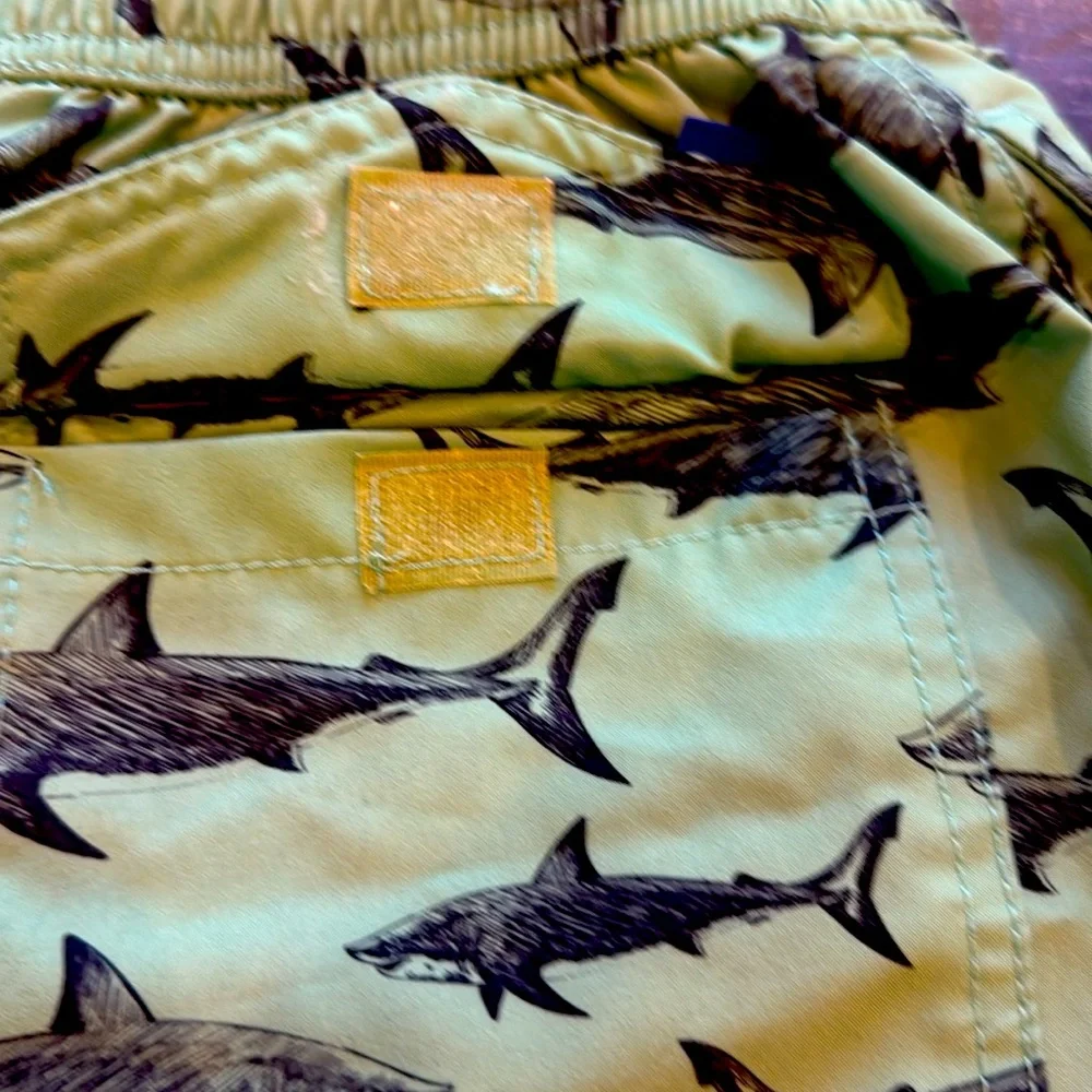 Banana Boat Shark Print Boys Swim Trunks Shorts Green Size Large Lined Pockets